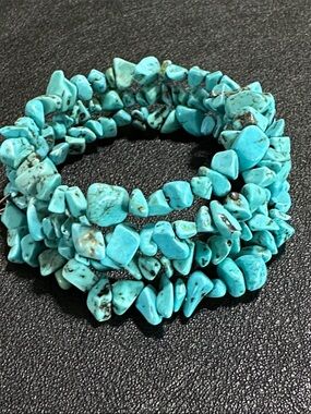Premier Designs Blue Stone Chip Memory Wire Wrap Bracelet